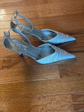 Vintage studded slingback heel